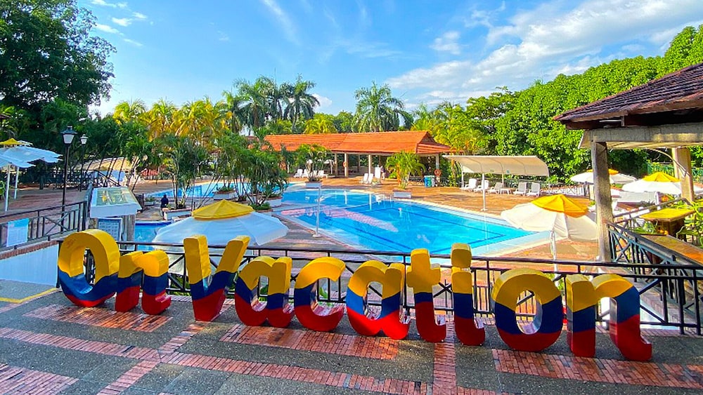 hotel on vacation girardot resort