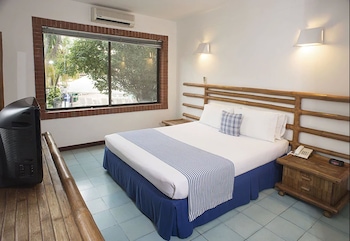 hotel on vacation girardot resort