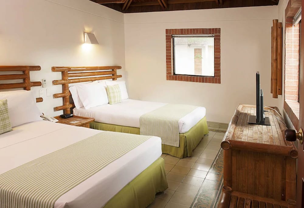 hotel on vacation girardot resort