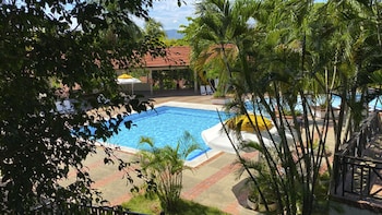 hotel on vacation girardot resort