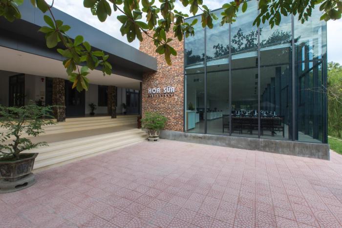 thanh tan hot springs by fusion