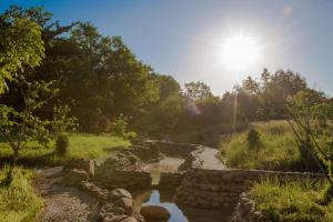 thanh tan hot springs by fusion