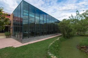 thanh tan hot springs by fusion