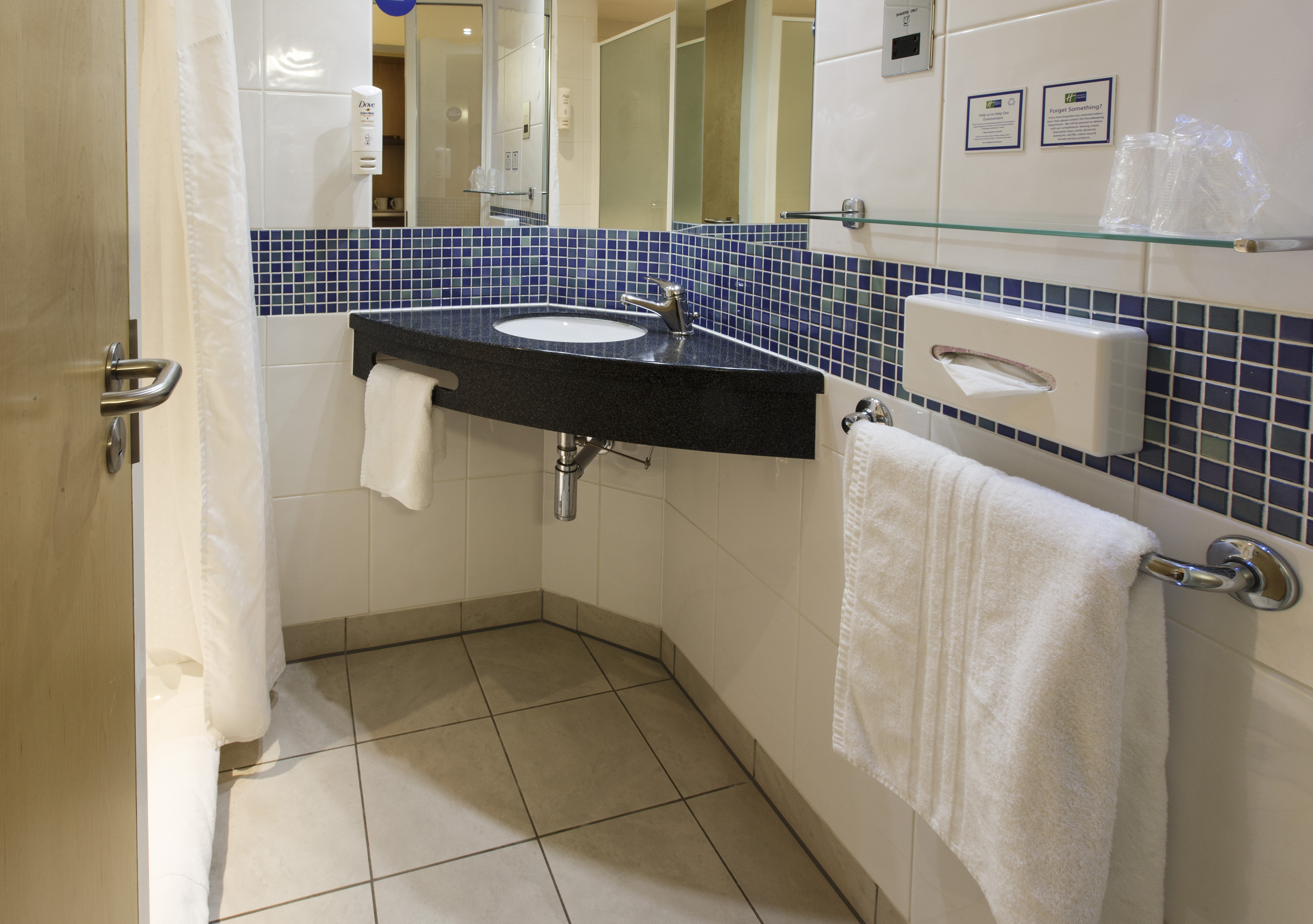 holiday inn express antrim an ihg hotel
