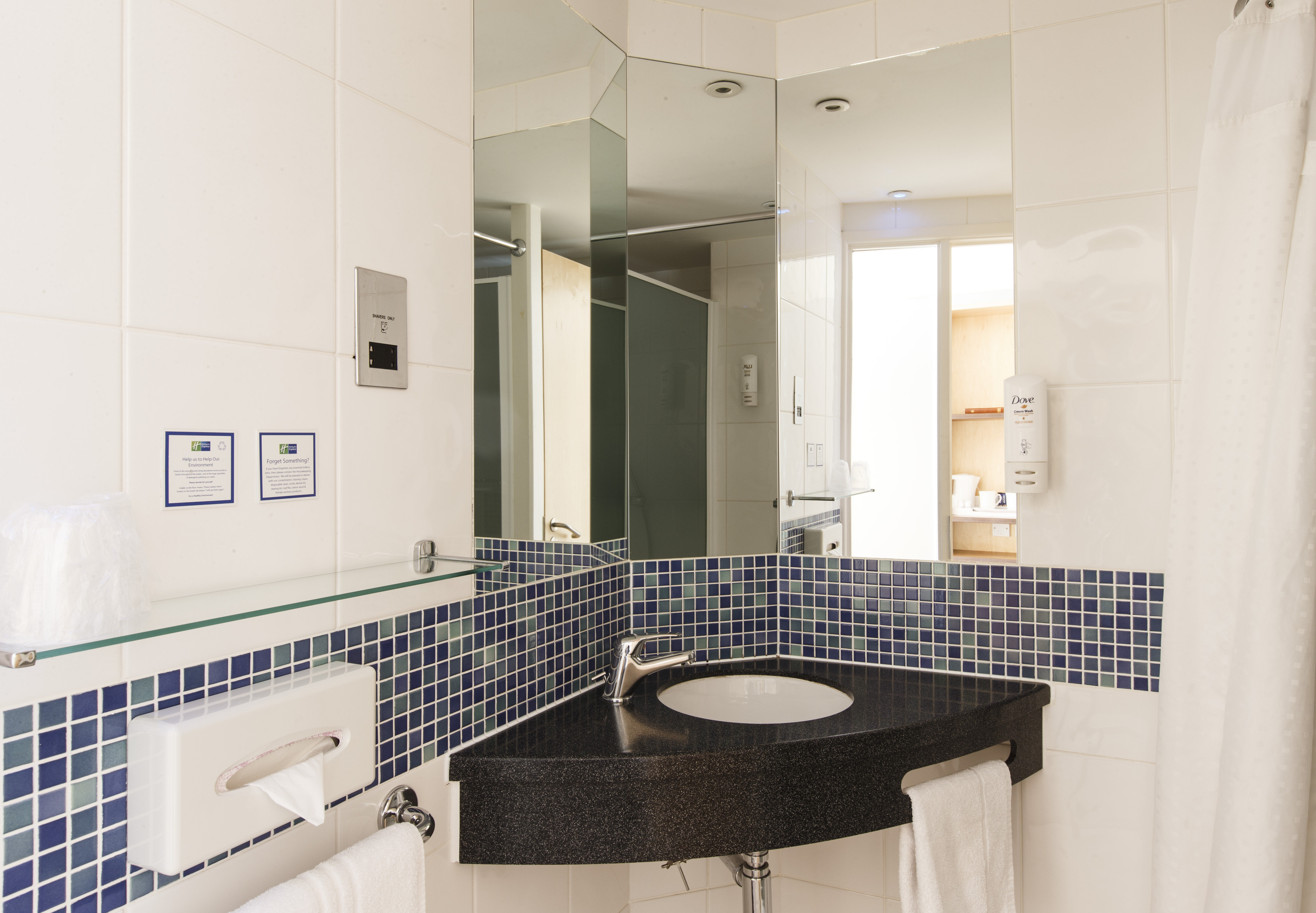holiday inn express antrim an ihg hotel