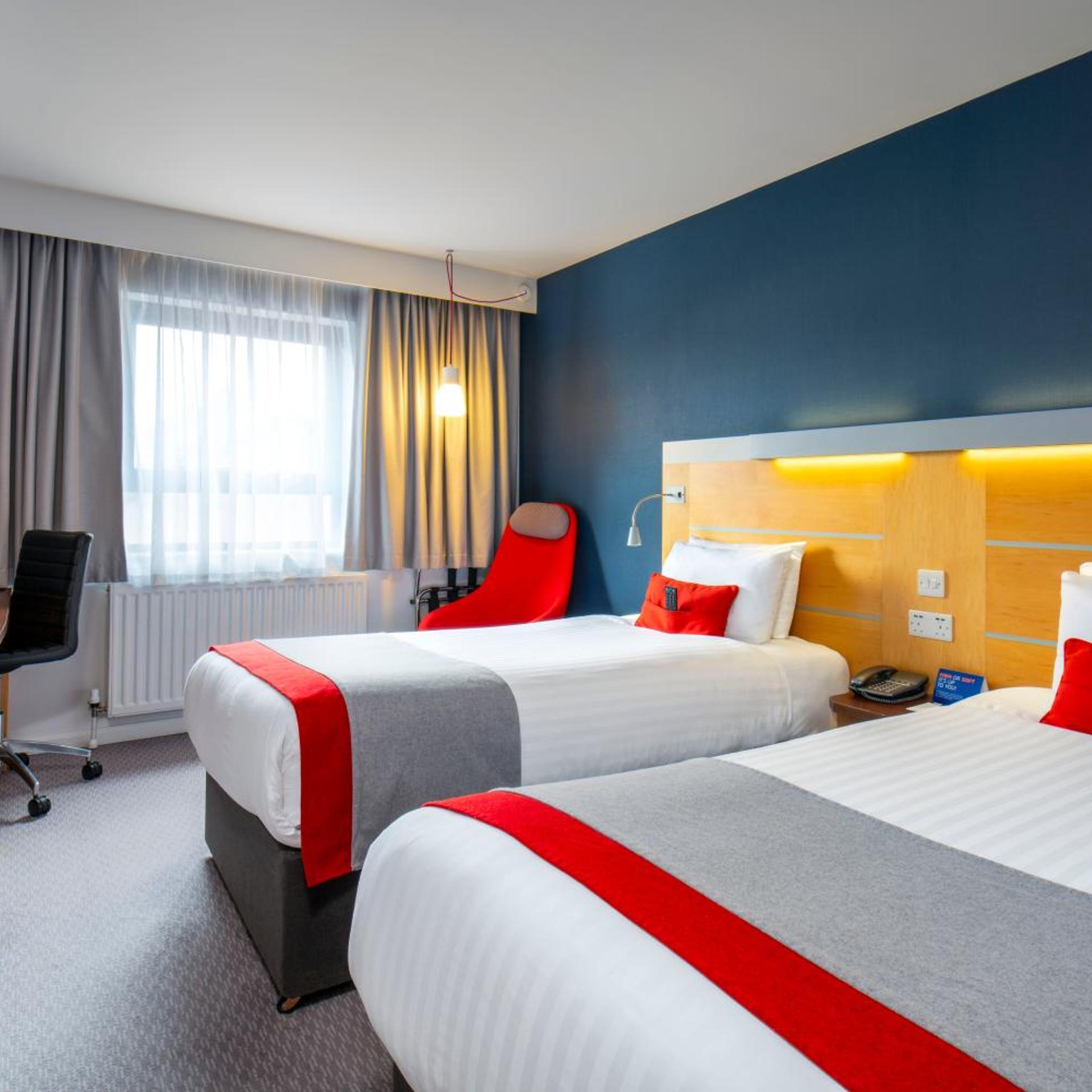 holiday inn express antrim an ihg hotel