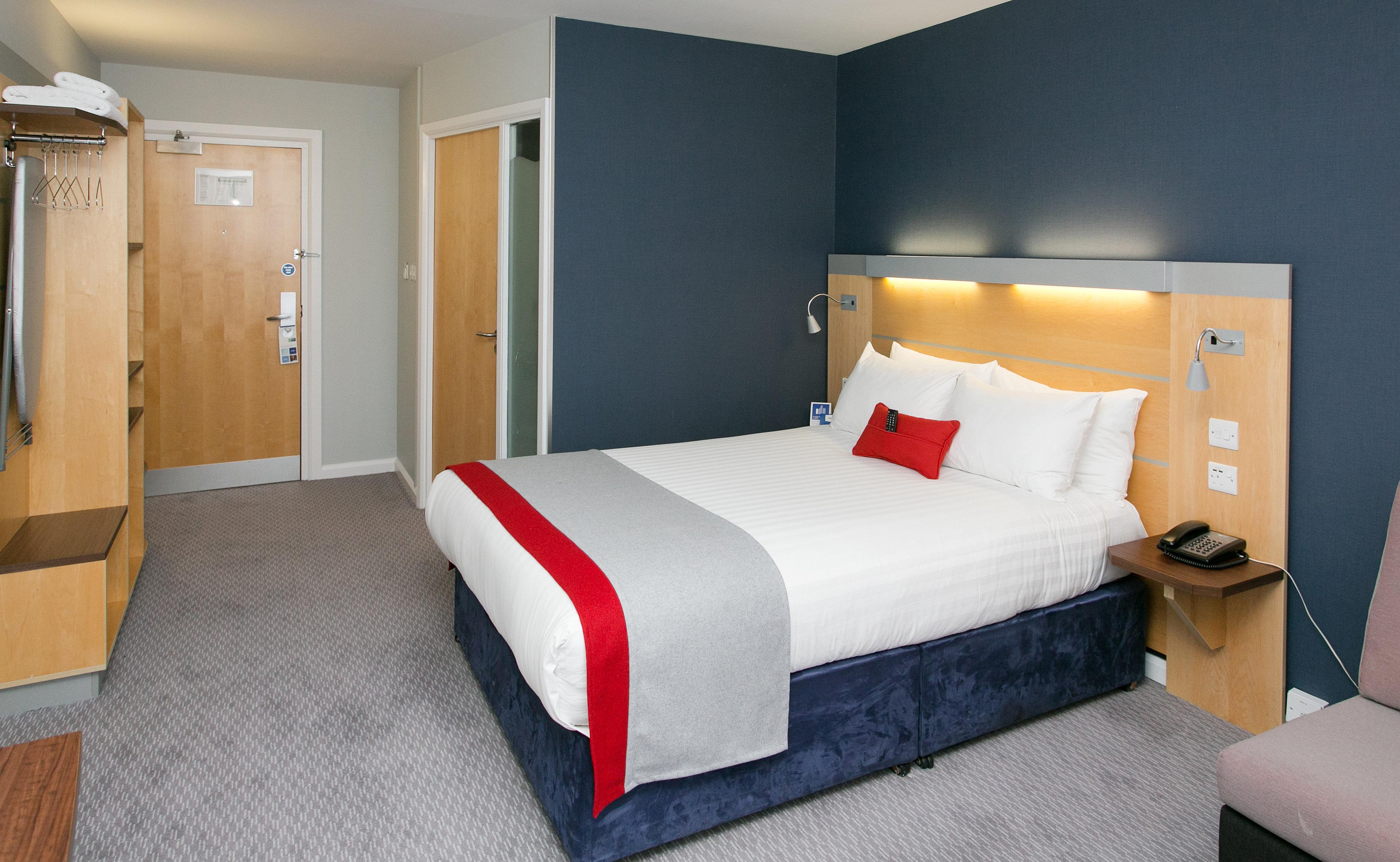 holiday inn express antrim an ihg hotel