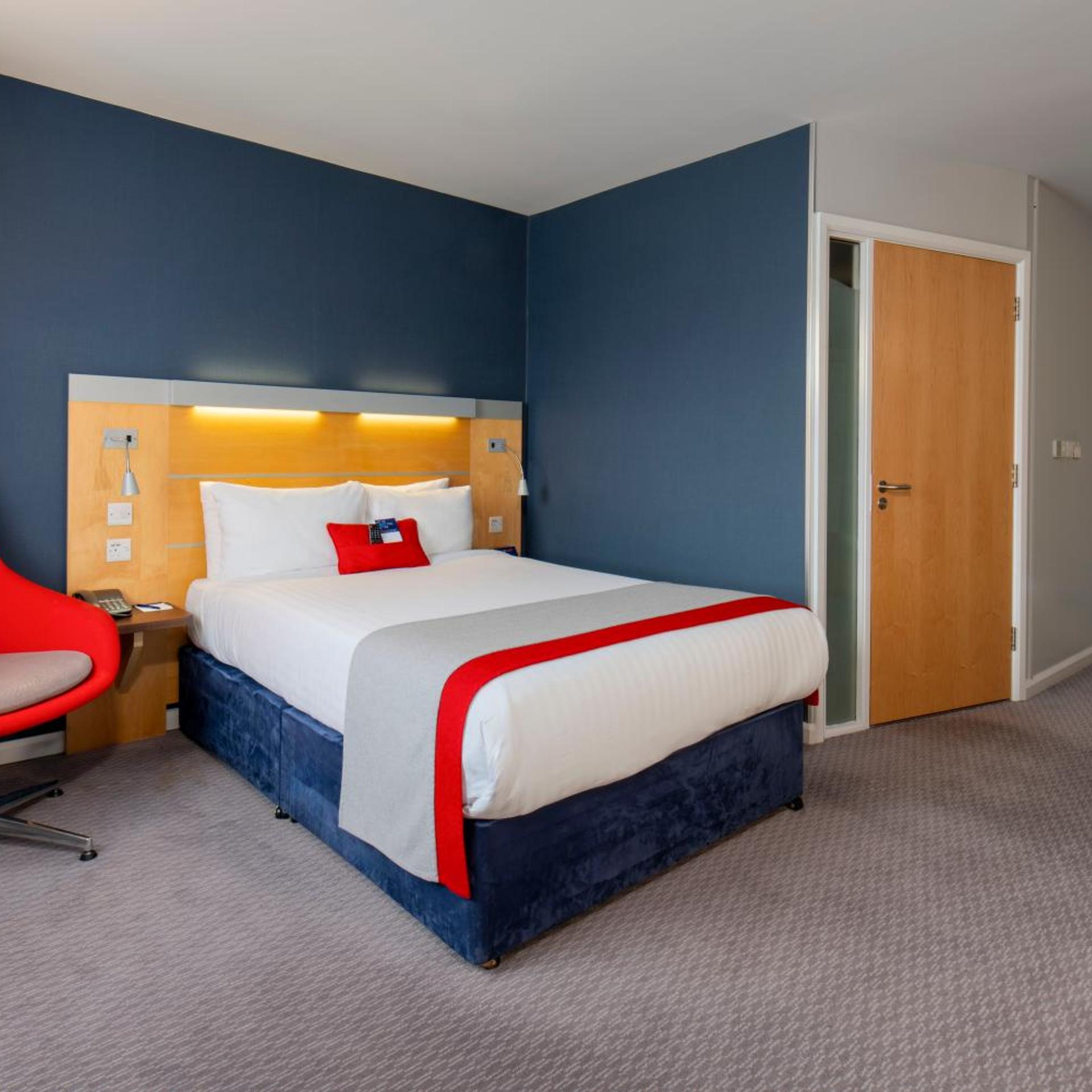 holiday inn express antrim an ihg hotel