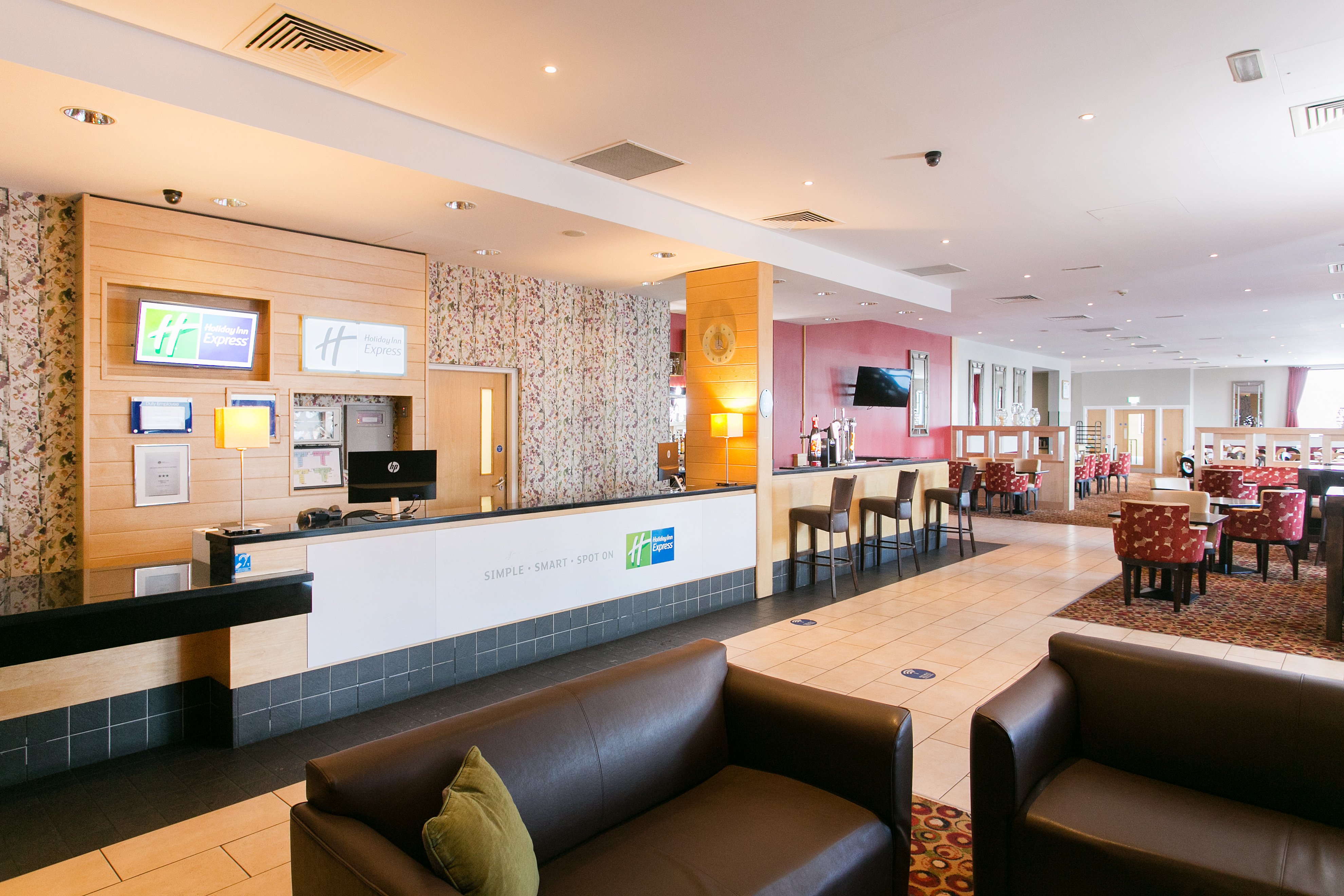 holiday inn express antrim an ihg hotel