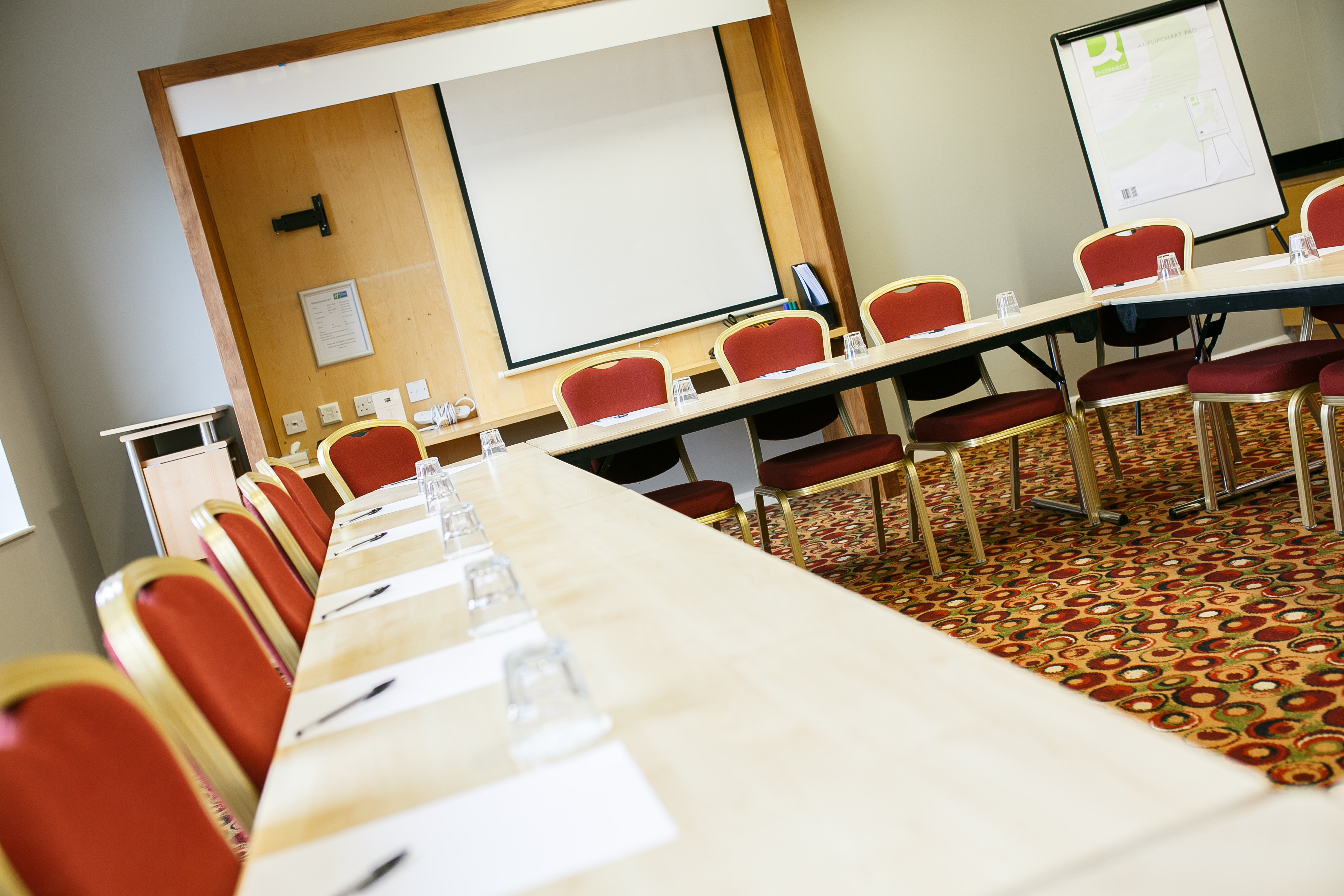 holiday inn express antrim an ihg hotel