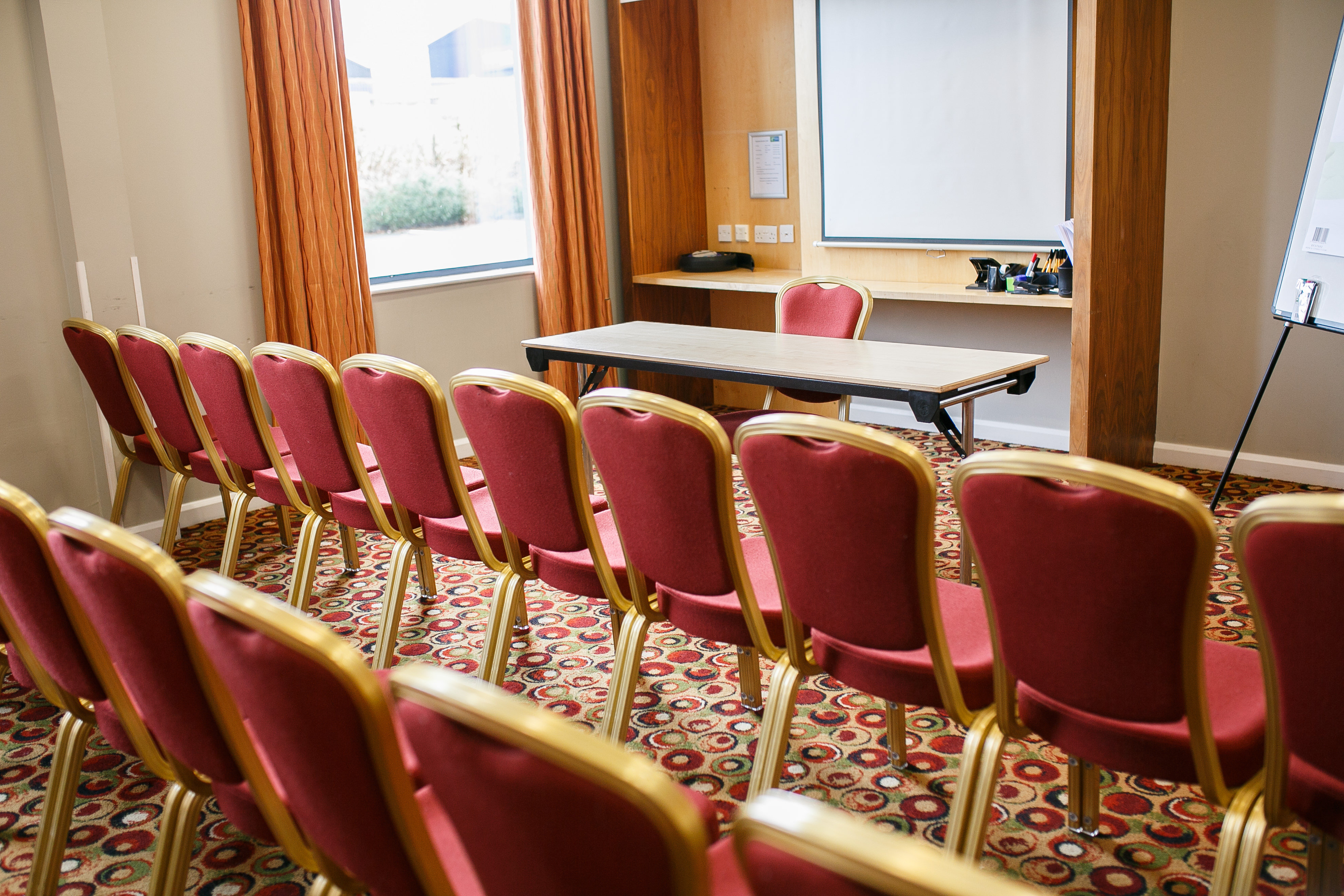 holiday inn express antrim an ihg hotel