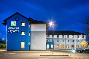 holiday inn express antrim an ihg hotel