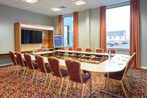 holiday inn express antrim an ihg hotel