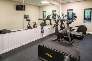 holiday inn express antrim an ihg hotel