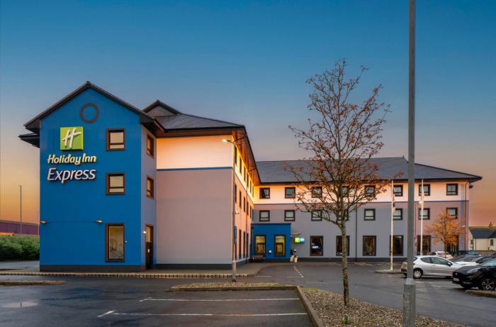 holiday inn express antrim an ihg hotel
