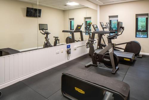holiday inn express antrim an ihg hotel