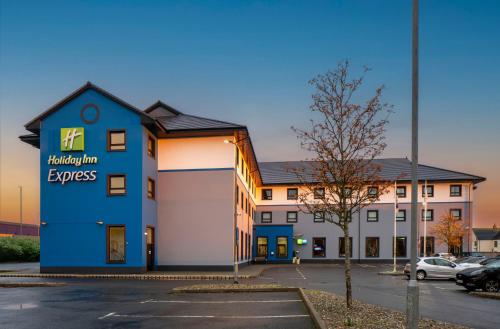 holiday inn express antrim an ihg hotel