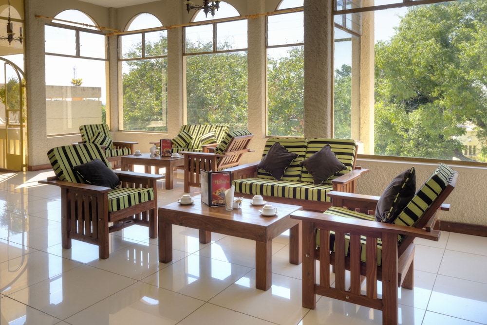 victoria falls rainbow hotel