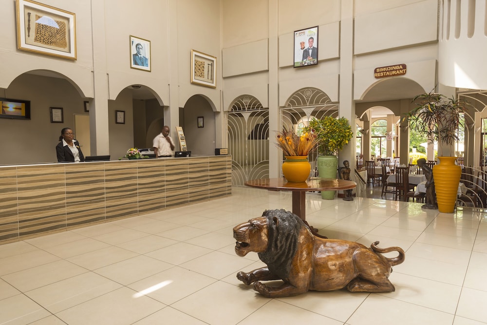 victoria falls rainbow hotel