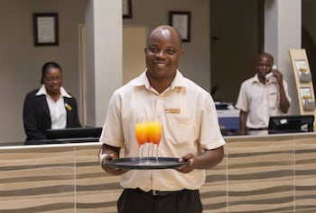 victoria falls rainbow hotel