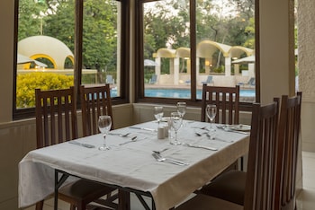 victoria falls rainbow hotel