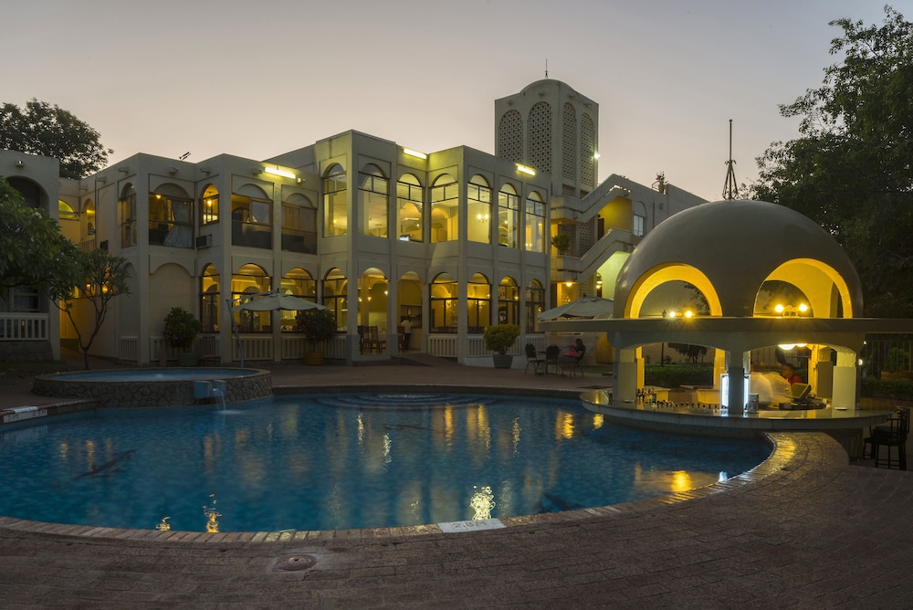 victoria falls rainbow hotel