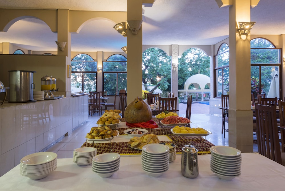 victoria falls rainbow hotel
