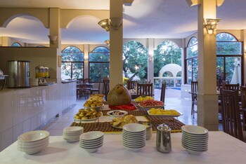 victoria falls rainbow hotel