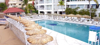 las torres gemelas acapulco