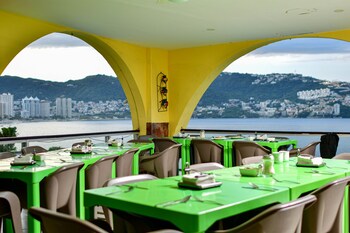 las torres gemelas acapulco