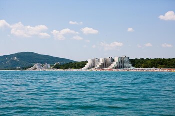 albena