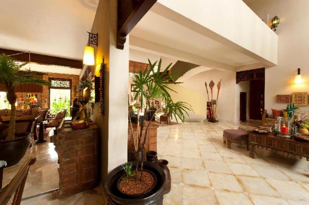 reef villa and spa
