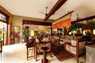 reef villa and spa
