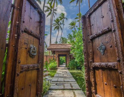 reef villa and spa