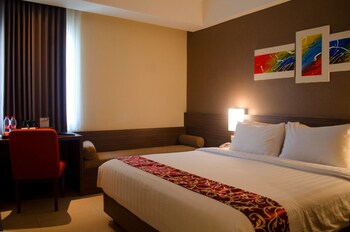 hotel horison gkb gresik