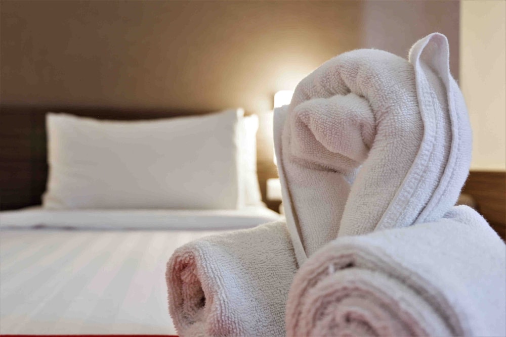 hotel horison gkb gresik