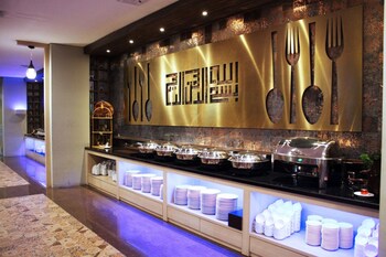 hotel horison gkb gresik