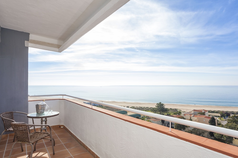pestana alvor atlantico residences beach suites