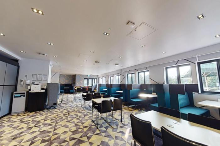 village hotel coventry