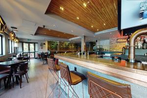 village hotel coventry