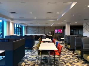 village hotel coventry