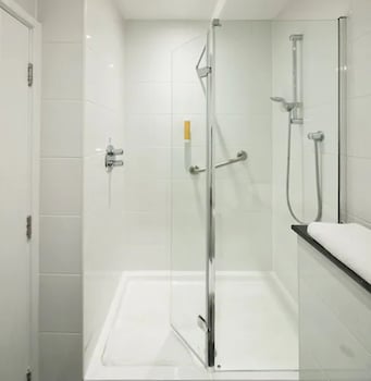 heeton concept hotel city centre liverpool