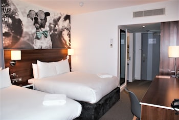 heeton concept hotel city centre liverpool