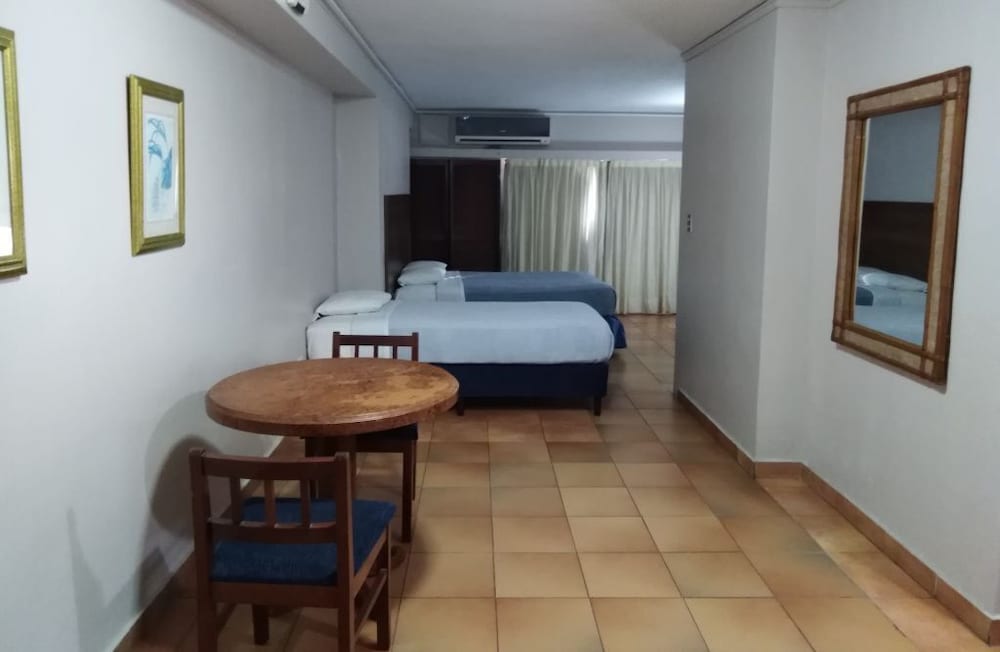 hotel tower house suites