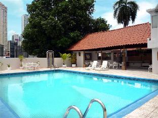 hotel tower house suites