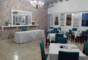 hotel tower house suites