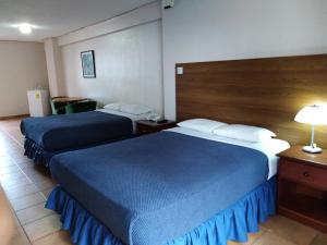 hotel tower house suites