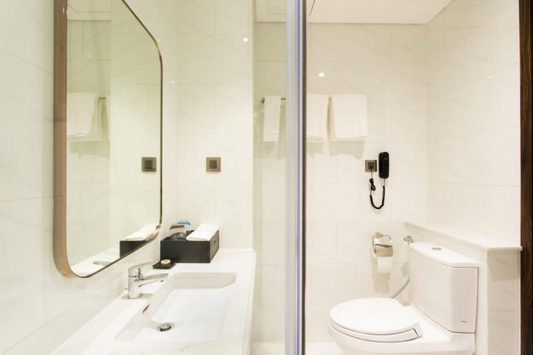 northern charm hotel