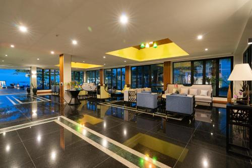 royal yao yai island beach resort near phuket