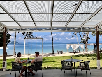 Royal Yao Yai Island Beach Resort - Near Phuket,,5 star